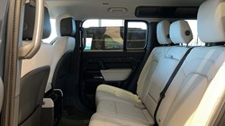 LAND ROVER DEFENDER 3.0 D350 X-Dynamic HSE 110 5dr Auto 5090904