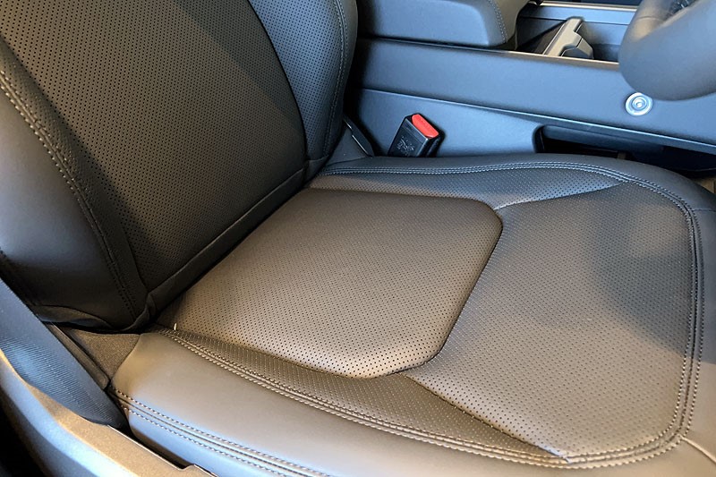  LAND ROVER DEFENDER 3.0 D250 X-Dynamic SE 110 5dr Auto 5071757