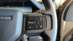 LAND ROVER DEFENDER 3.0 D250 X-Dynamic SE 110 5dr Auto 5071761