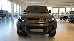 LAND ROVER DEFENDER 3.0 D250 X-Dynamic SE 110 5dr Auto 5071743