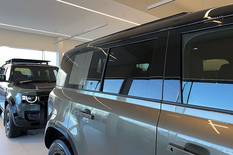  LAND ROVER DEFENDER 3.0 D250 X-Dynamic SE 110 5dr Auto 5071776