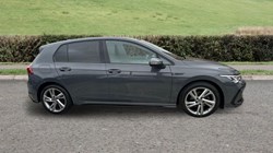 2020 (70) VOLKSWAGEN GOLF 1.5 TSI 150 R-Line 5dr 5471677