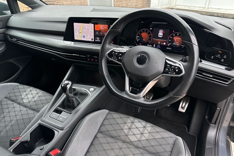 2020 (70) VOLKSWAGEN GOLF 1.5 TSI 150 R-Line 5dr 5471682