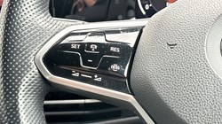 2020 (70) VOLKSWAGEN GOLF 1.5 TSI 150 R-Line 5dr 5471690