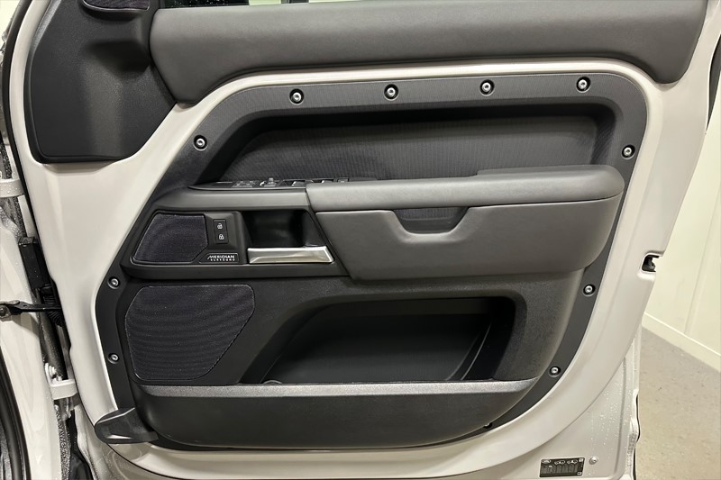  LAND ROVER DEFENDER 3.0 D350 X-Dynamic HSE 110 5dr Auto 4975232