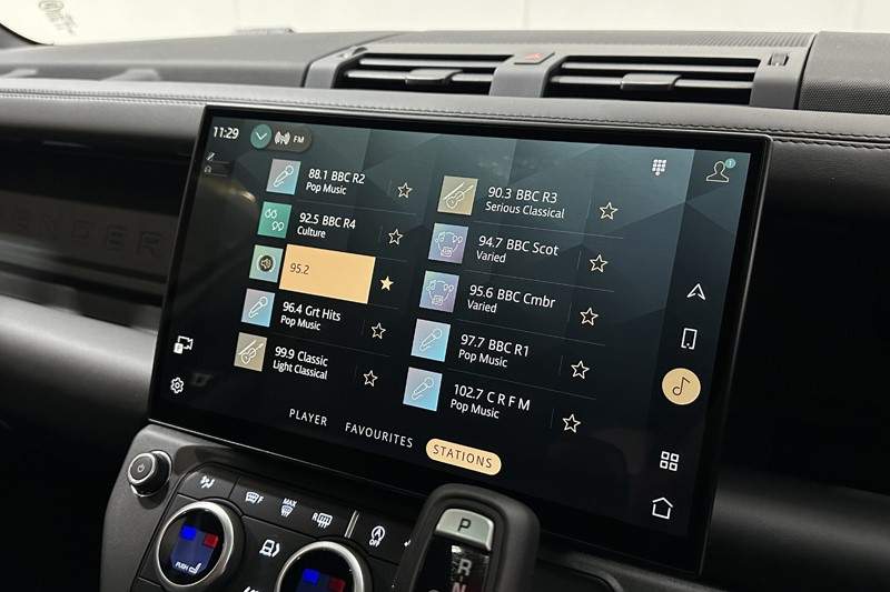  LAND ROVER DEFENDER 3.0 D350 X-Dynamic HSE 110 5dr Auto 4975249