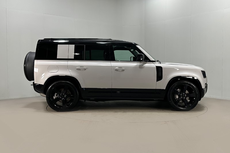  LAND ROVER DEFENDER 3.0 D350 X-Dynamic HSE 110 5dr Auto 4975224