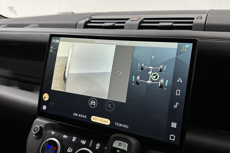  LAND ROVER DEFENDER 3.0 D350 X-Dynamic HSE 110 5dr Auto 4975247