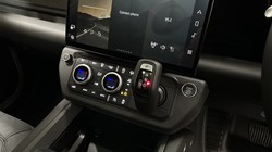 LAND ROVER DEFENDER 3.0 D350 X-Dynamic HSE 110 5dr Auto 4975242