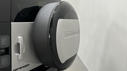 LAND ROVER DEFENDER 3.0 D350 X-Dynamic HSE 110 5dr Auto 4975268