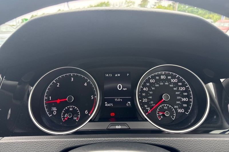 2019 (69) VOLKSWAGEN GOLF 2.0 TDI GT 5dr DSG 5472384