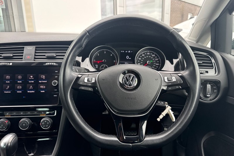 2019 (69) VOLKSWAGEN GOLF 2.0 TDI GT 5dr DSG 5472381