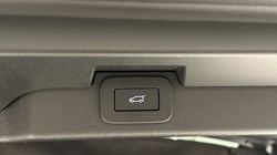 LAND ROVER DISCOVERY 3.0 D350 Gemini 5dr Auto 4993075