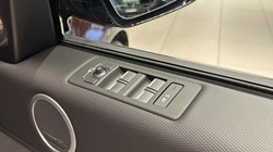 LAND ROVER DISCOVERY 3.0 D350 Gemini 5dr Auto 4993058