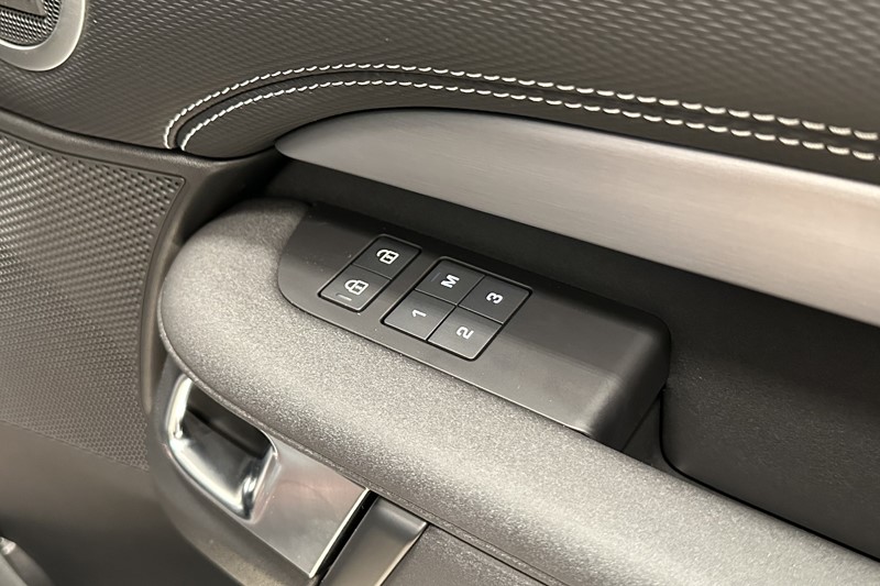  LAND ROVER DISCOVERY 3.0 D350 Gemini 5dr Auto 4993057