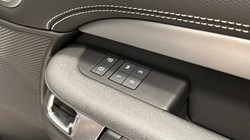 LAND ROVER DISCOVERY 3.0 D350 Gemini 5dr Auto 4993057