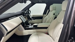 LAND ROVER RANGE ROVER 3.0 D300 SE 4dr Auto 5681669