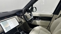 LAND ROVER RANGE ROVER 3.0 D300 SE 4dr Auto 5681702