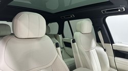 LAND ROVER RANGE ROVER 3.0 D300 SE 4dr Auto 5681685