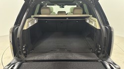 LAND ROVER RANGE ROVER 3.0 D300 SE 4dr Auto 5681709