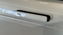 LAND ROVER RANGE ROVER EVOQUE 2.0 D200 Dynamic SE 5dr Auto 4965941