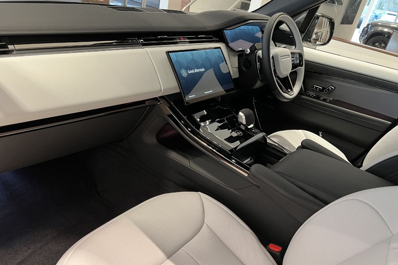  LAND ROVER RANGE ROVER SPORT 3.0 D300 Dynamic SE 5dr Auto 4977016