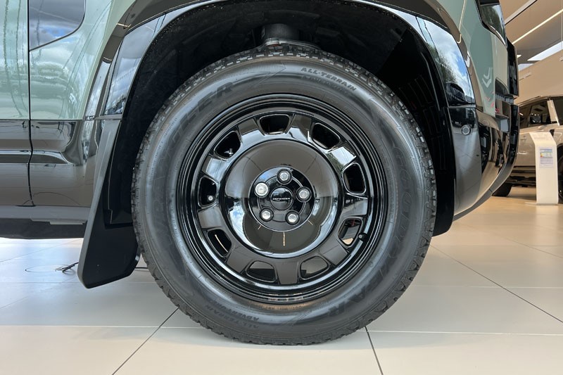  LAND ROVER DEFENDER 3.0 D350 Trophy Edition Keswick 110 5dr Auto