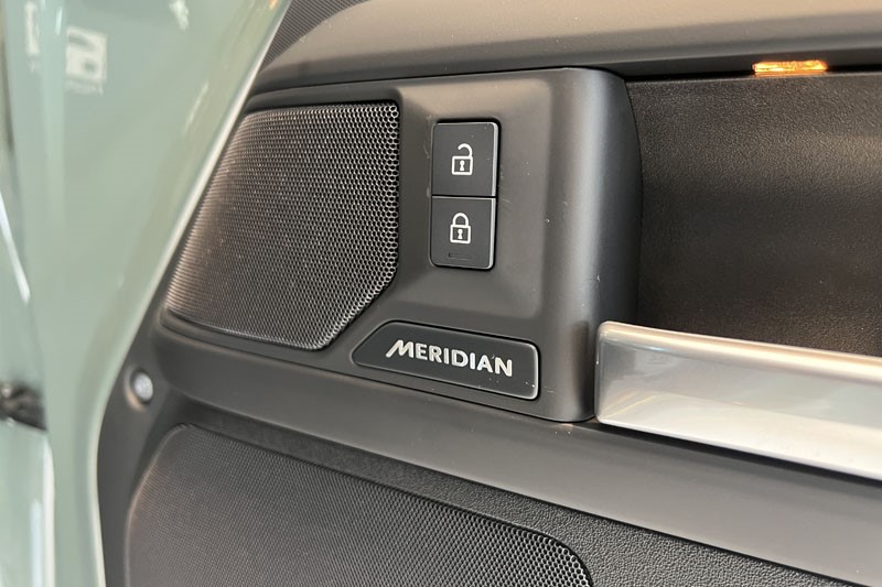  LAND ROVER DEFENDER 3.0 D350 Trophy Edition Keswick 110 5dr Auto 5300366