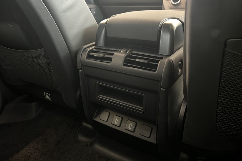  LAND ROVER DEFENDER 3.0 D350 Trophy Edition Keswick 110 5dr Auto 5300362