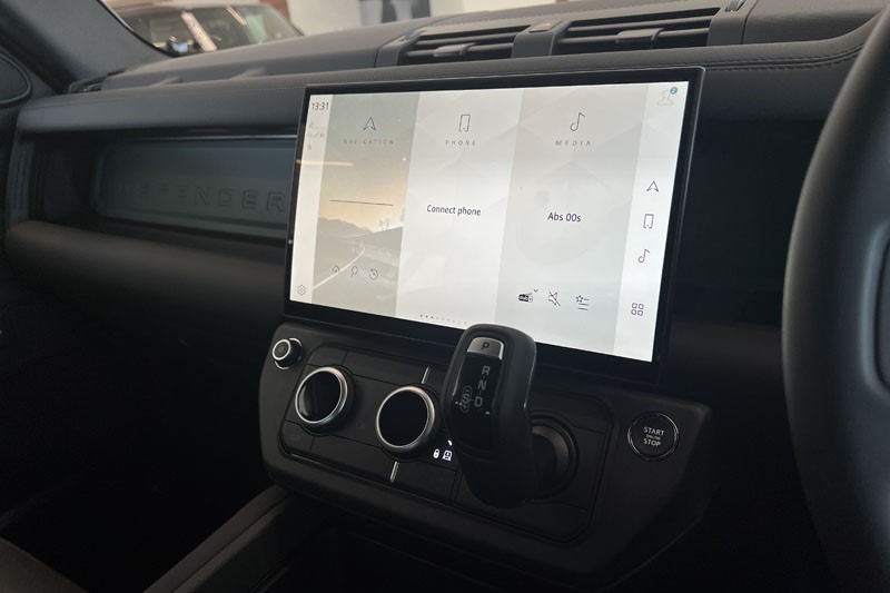  LAND ROVER DEFENDER 3.0 D350 Trophy Edition Keswick 110 5dr Auto 5300375