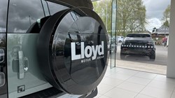 LAND ROVER DEFENDER 3.0 D350 Trophy Edition Keswick 110 5dr Auto 5300354