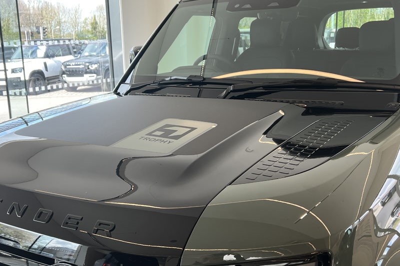  LAND ROVER DEFENDER 3.0 D350 Trophy Edition Keswick 110 5dr Auto 5300387