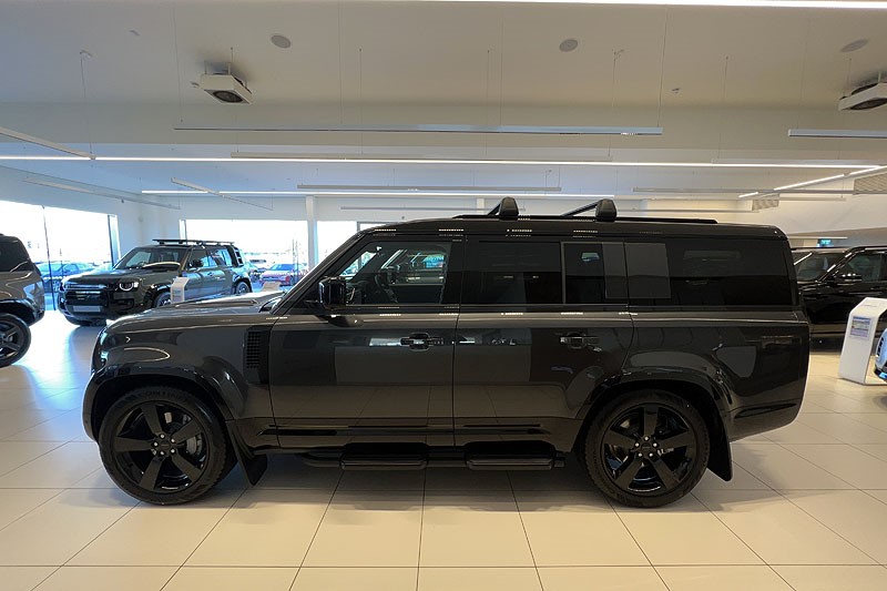  LAND ROVER DEFENDER 3.0 D350 X-Dynamic HSE 130 5dr Auto 5071852