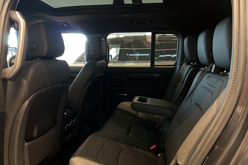  LAND ROVER DEFENDER 3.0 D350 X-Dynamic HSE 130 5dr Auto 5071887