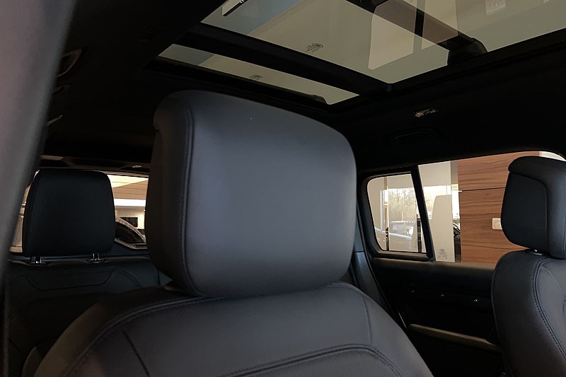  LAND ROVER DEFENDER 3.0 D350 X-Dynamic HSE 130 5dr Auto 5071866