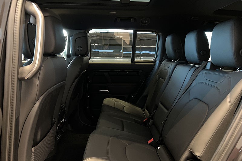  LAND ROVER DEFENDER 3.0 D350 X-Dynamic HSE 130 5dr Auto 5071854