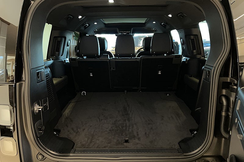  LAND ROVER DEFENDER 3.0 D350 X-Dynamic HSE 130 5dr Auto 5071888