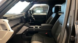 LAND ROVER DEFENDER 3.0 D350 X-Dynamic HSE 130 5dr Auto 5071853