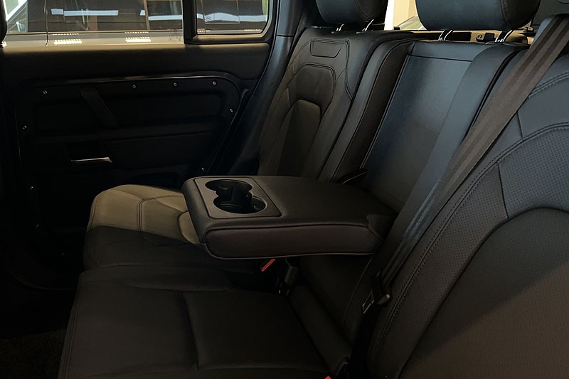  LAND ROVER DEFENDER 3.0 D350 X-Dynamic HSE 130 5dr Auto 5071886