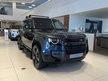LAND ROVER DEFENDER 3.0 D350 X-Dynamic HSE 130 5dr Auto