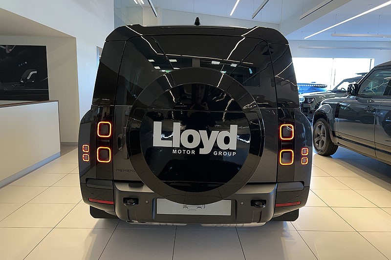  LAND ROVER DEFENDER 3.0 D350 X-Dynamic HSE 130 5dr Auto 5071851