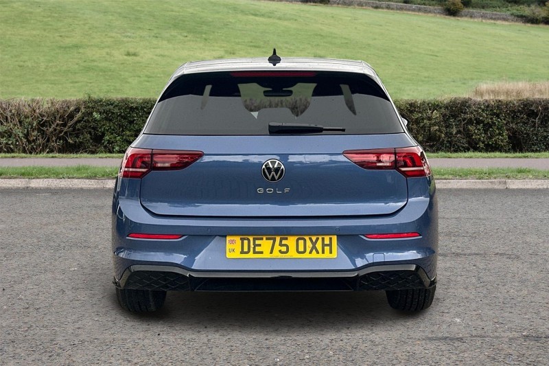 2025 (75) VOLKSWAGEN GOLF 1.5 TSI 150 R-Line 5dr 5490383