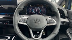 2025 (75) VOLKSWAGEN GOLF 1.5 TSI 150 R-Line 5dr 5490394