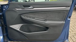 2025 (75) VOLKSWAGEN GOLF 1.5 TSI 150 R-Line 5dr 5490388