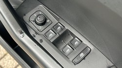 2025 (25) VOLKSWAGEN T-CROSS 1.0 TSI 115 Match 5dr 5489522