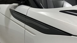 LAND ROVER RANGE ROVER EVOQUE 2.0 D200 Dynamic SE 5dr Auto 5095000