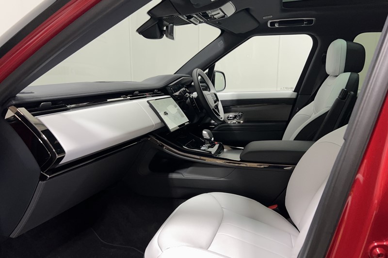  LAND ROVER RANGE ROVER SPORT 3.0 D300 Dynamic SE 5dr Auto 5728165
