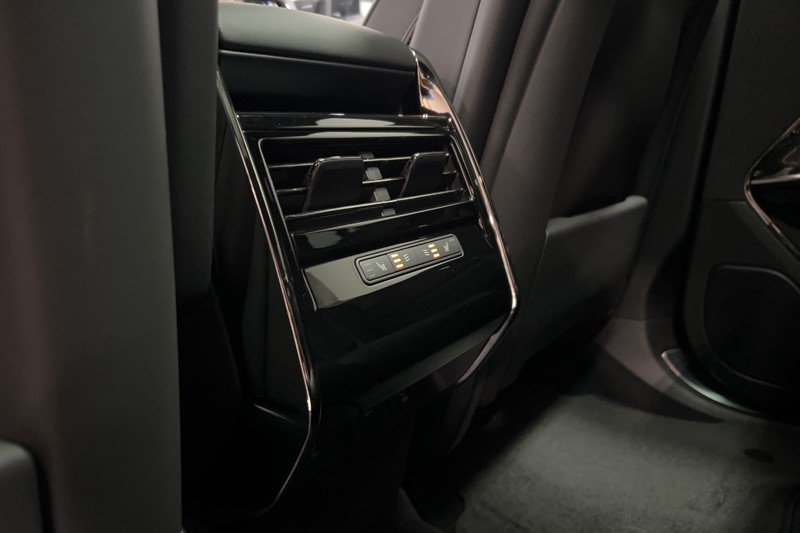  LAND ROVER RANGE ROVER SPORT 3.0 D300 Dynamic SE 5dr Auto 5669911