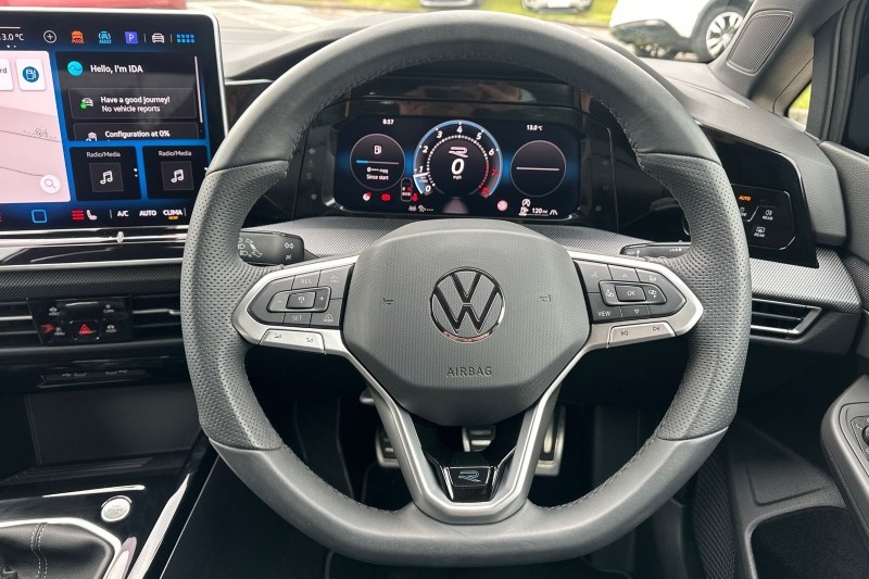 2025 (75) VOLKSWAGEN GOLF 1.5 TSI 150 Black Edition 5dr 5491881