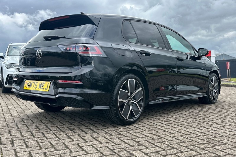 2025 (75) VOLKSWAGEN GOLF 1.5 TSI 150 Black Edition 5dr 5491901